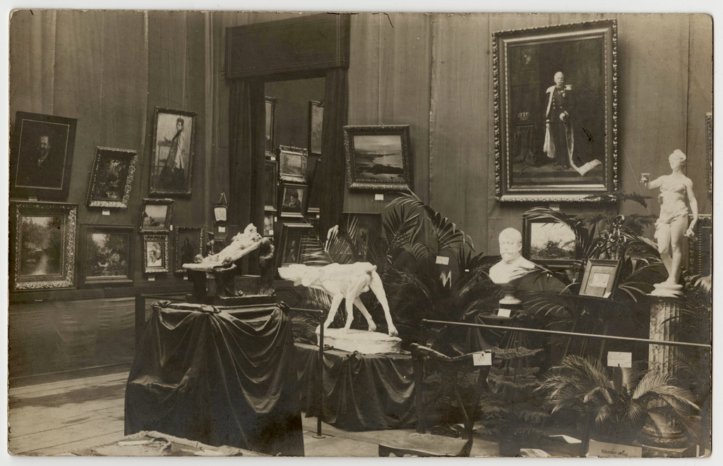 Fig. 3: Exposition des Beaux-Arts du Cercle Artistique de Luxembourg à l’Exposition du métier et de la petite industrie en 1904, Carte postale illustrée, Collection Fernand Gonderinger.
